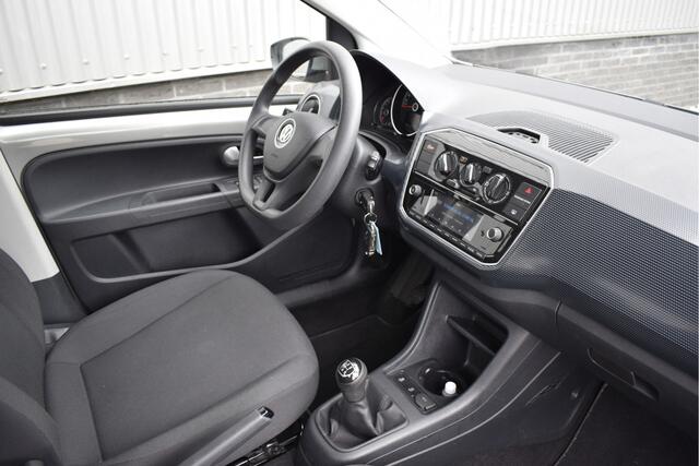 Volkswagen UP! 1.0 BMT move up! A/C, DAB, Bluetooth, NAP