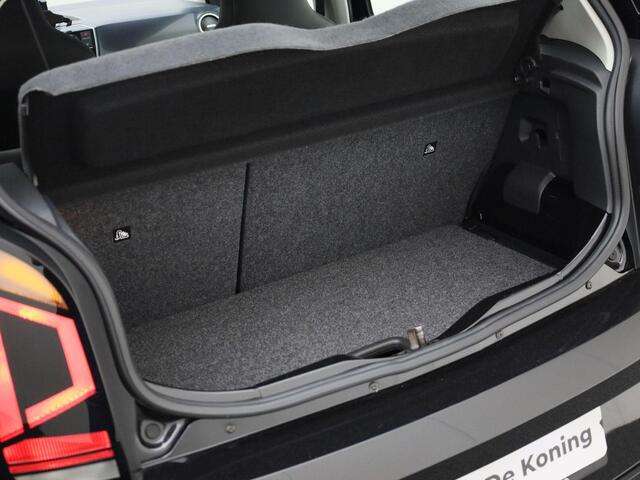 Volkswagen UP! 1.0/60PK BMT move up! Airco · DAB ·