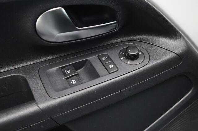 Volkswagen UP! e-up! | Stoelverwarming | Parkeersensoren | Bluetooth | Cruise