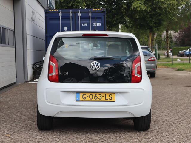 Volkswagen UP! 1.0 move up! BlueMotion / navi