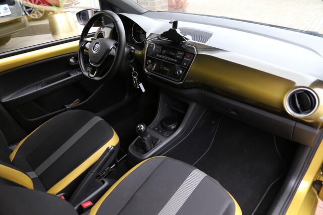 Volkswagen UP! 1.0 BMT high up! Two Tone Climate PDC