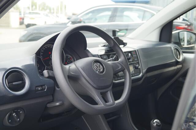 Volkswagen UP! 1.0 BMT move up!