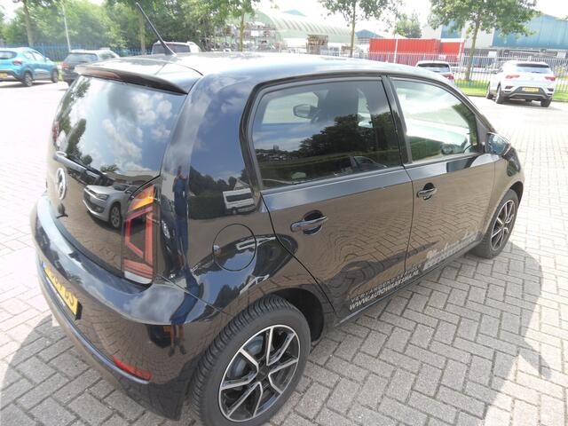 Volkswagen UP! 1.0 move up auto word nog mee gerden