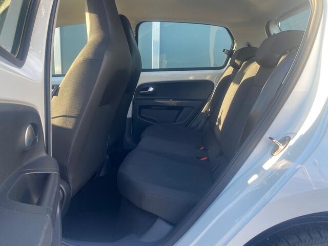 Volkswagen UP! 1.0 BMT 65pk Move Up! | Airco | Camera | Cruise | Stoelverwarmin
