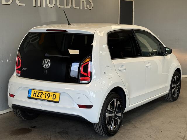Volkswagen UP! 1.0 Stoelverwarming/Parkeersensoren/Cruise