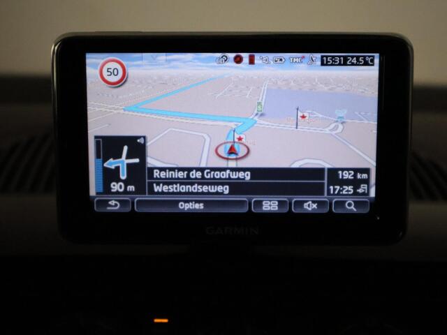 Volkswagen UP! 1.0 Move Up! BlueMotion | Navigatie | Airco | Lichtmetalen velgen |