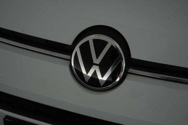 Volkswagen UP! 1.0 MPI Up! | Parkeersensoren | Camera | DAB