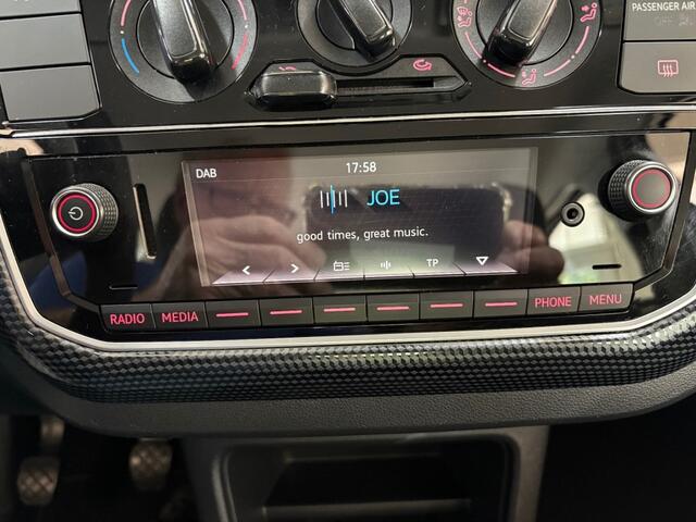 Volkswagen UP! 1.0 BMT MOVE UP! / AIRCO / AUX / DAB RADIO / 5 DEURS