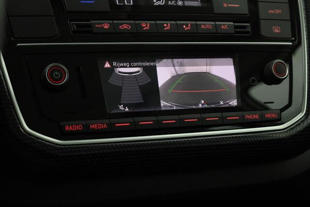 Volkswagen UP! 1.0 60 pk | Achteruitrijcamera | Cruise Control | Airco | LED dagrijverlichting | DAB