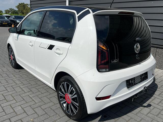 Volkswagen UP! 1.0 60pk BMT spice up! Stoelverwarming Trekhaak Airco Maps&More