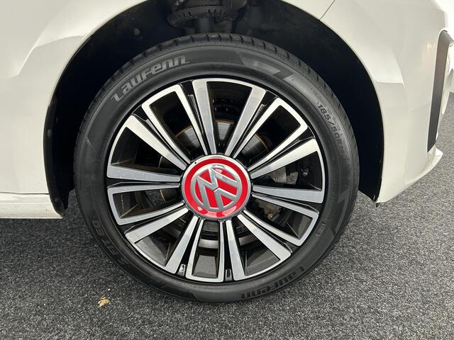 Volkswagen UP! 1.0 60pk BMT spice up! Stoelverwarming Trekhaak Airco Maps&More