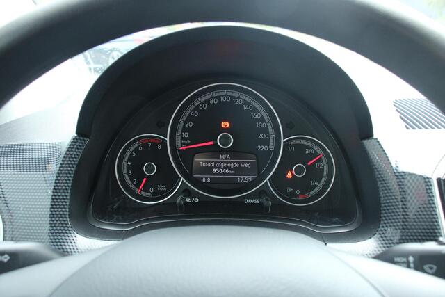 Volkswagen UP! 1.0 BMT move up! 5DRS, AIRCO,95DKM
