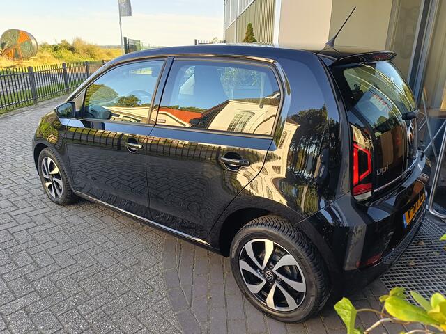 Volkswagen UP! 1.0 beats | Airco | Cruise Controle | Camera | LM velgen |