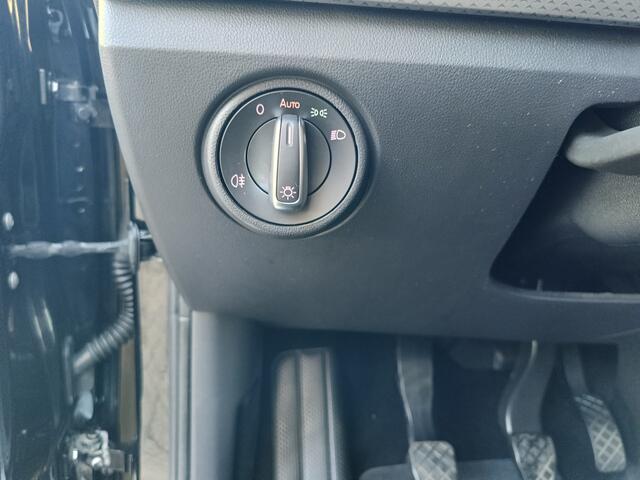 Volkswagen UP! 1.0 beats | Airco | Cruise Controle | Camera | LM velgen |
