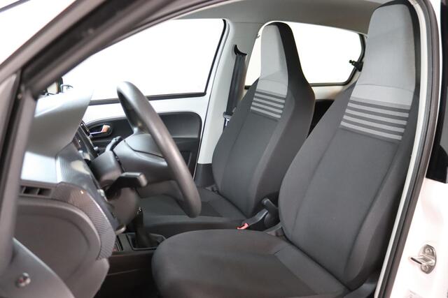 Volkswagen UP! 1.0 BMT move up! Executive, Airco, Bluetooth, radio