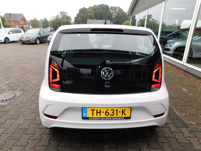 Volkswagen UP! 1.0 MPI 60PK MOVE UP! All-in Prijs! 1 jaar garanti