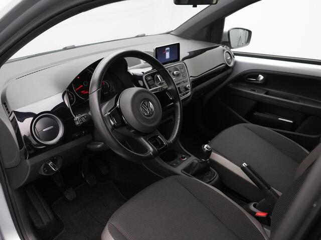 Volkswagen UP! 1.0 65 pk High Up! BlueMotion | Navigatie | Parkeersensoren achter | Cruise Control