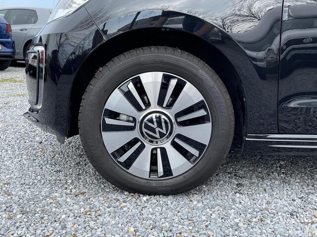 Volkswagen UP! e-Up! e-up! Style Plus (Camera,Clima,Cruise,Pdc,Stoelverw)