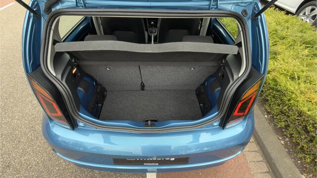 Volkswagen UP! 1.0 BMT move up! / Airco / Metallic