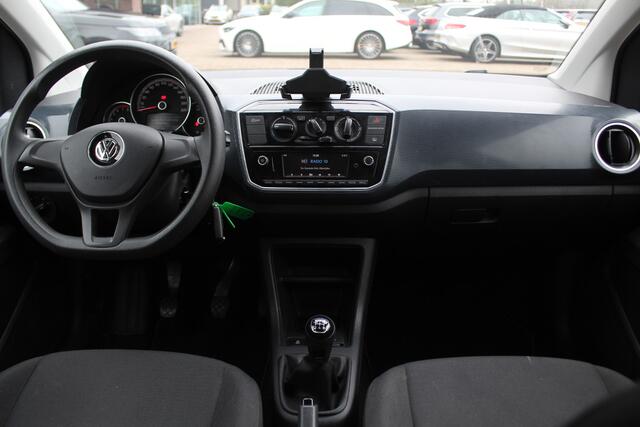 Volkswagen UP! 1.0 BMT move up! / NL Auto! / BTW / Airco / DAB / Radio / Bluetooth / 5drs