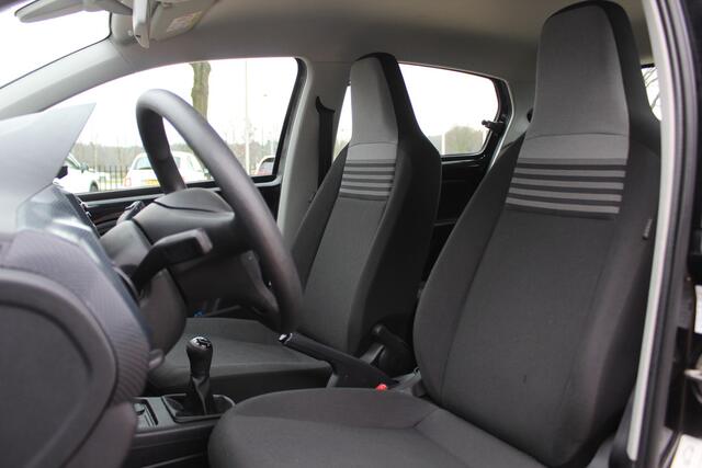 Volkswagen UP! 1.0 BMT move up! / NL Auto! / BTW / Airco / DAB / Radio / Bluetooth / 5drs