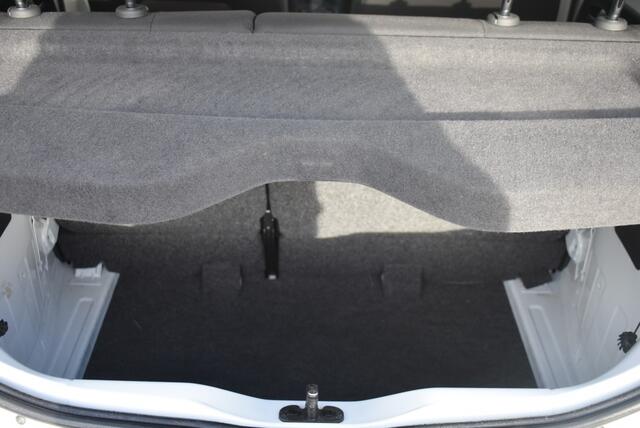 Volkswagen UP! E-UP! STYLE / STOEL VERWARMING / ACHTERUITRIJ CAMERA / 5 DEURS