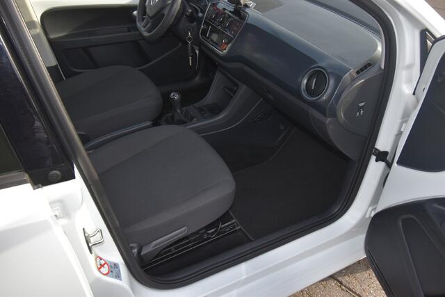 Volkswagen UP! 1.0 BMT take up! , AIRCO , BL TOOTH , RADIO , EL VOOR ,