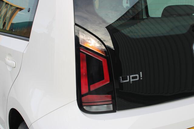 Volkswagen UP! 1.0 BMT move up! | Incl. 12 maanden garantie | Airco | Bluetooth | Elektrische ramen voor | Telefoonhouder |