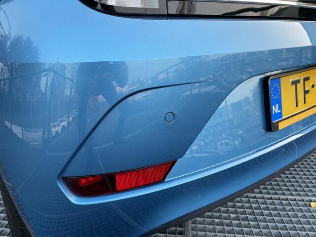 Volkswagen UP! 1.0 BMT high up! | Achteruitrijcamera | Cruise Control | Airco |