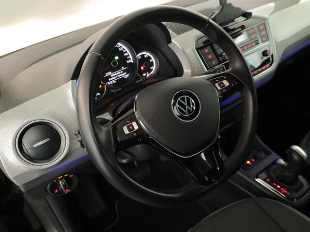 Volkswagen UP! e-Up! e-up! Style 83 pk | Navigatie via App | Autom. airco | Parkeersensoren achter | Achteruitrijcamera | Cruise control | Stoelverwarming |