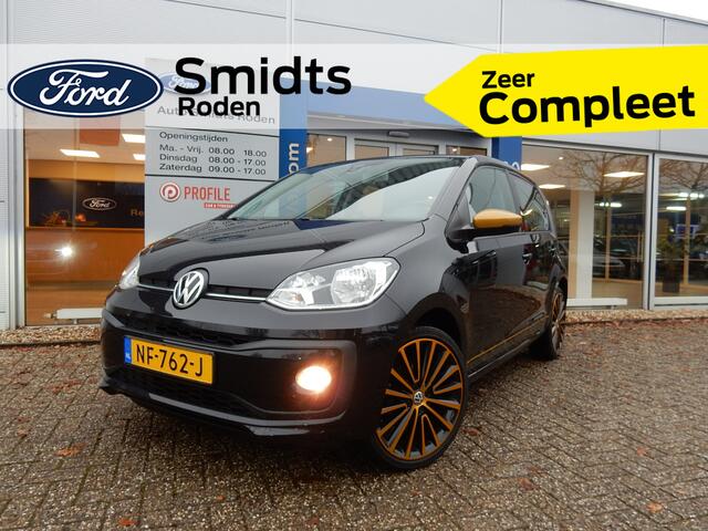 Volkswagen UP! 1.0 BMT high up! Color | Camera | Stoelverwarming | 17-Inch | Trekhaak | ISOFIX | Cruise |
