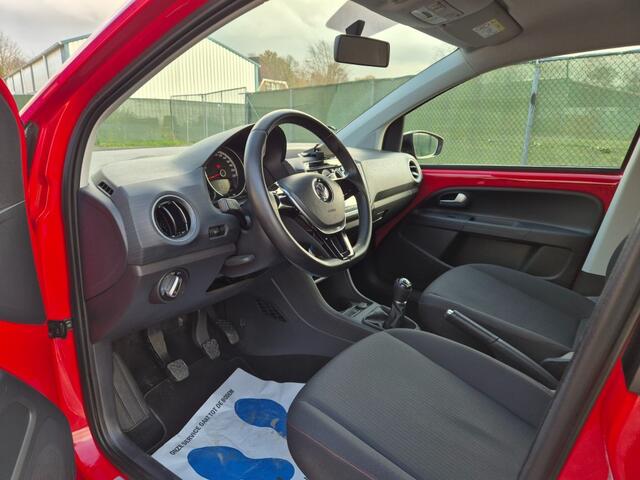 Volkswagen UP! 1.0 BMT high up!