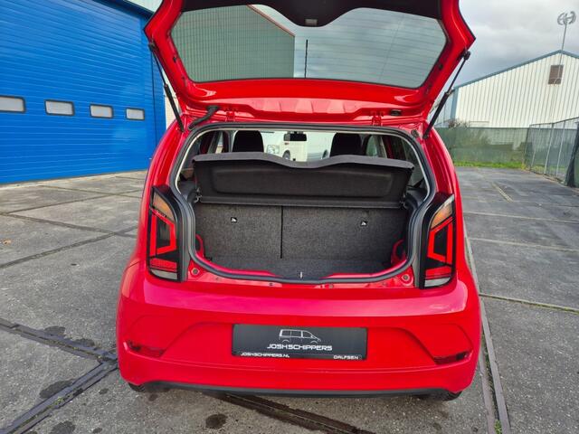 Volkswagen UP! 1.0 BMT high up!