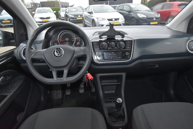 Volkswagen UP! 1.0 BMT move up! , AIRCO , BL TOOTH , EL VOOT , RADIO ,