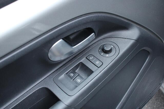 Volkswagen UP! 1.0 BMT move up!