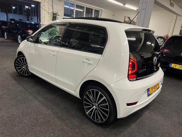 Volkswagen UP! 1.0 move up! NAP*Schuifdak*Camera*Facelift*5drs
