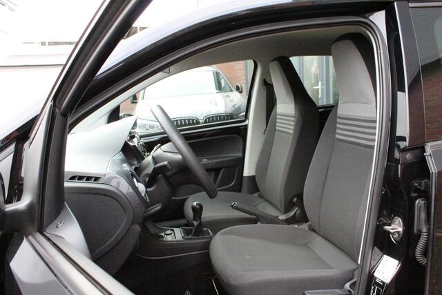 Volkswagen UP! 1.0 BMT move up! | CARPLAY | ELEK-RAMEN | AIRCO | DAB-RADIO | CPV | BLEUTOOTH-RADIO |