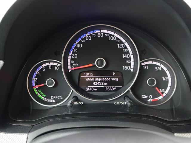 Volkswagen UP! e-Up! e-up! | 83 PK | SoH 90% | Climate control | Cruise control | Achteruitrijcamera |