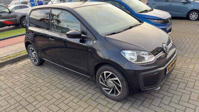 Volkswagen UP! 1.0 BMT high up!
