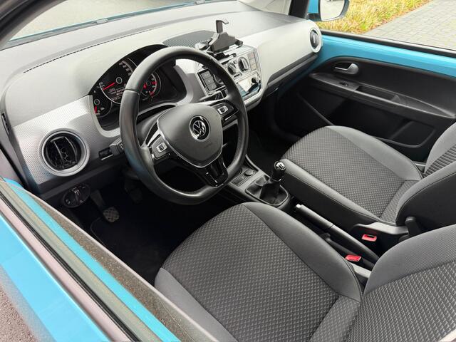 Volkswagen UP! 1.0 Active 5-deurs | Stoelverwarming | Lichtmetalen velgen | Extra getint glas | Bluetooth | Airco | Rijklaar incl. 1 jaar Bovag garantie