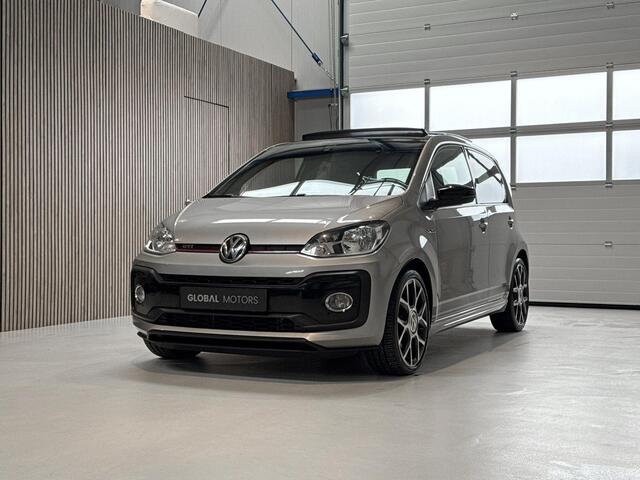 Volkswagen UP! GTI 1.0 TSI GTI 116 PK - PANORAMADAK - CLIMATRONIC - STOELVERWARMING - PARKEERCAMERA