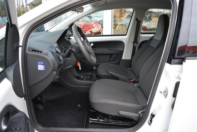 Volkswagen UP! 1.0 66PK Move Up! ? Clima ? Cruise ? Camera ? PDC ?