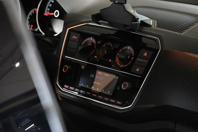 Volkswagen UP! 1.0 BMT move up!