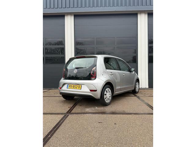 Volkswagen UP! 1.0 BMT move up!