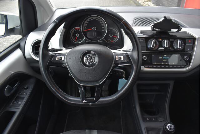 Volkswagen UP! 1.0 BMT high up! Cruise, PDC, A/C, Multi. stuur, Bluetooth