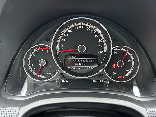 Volkswagen UP! 1.0 BMT move up!