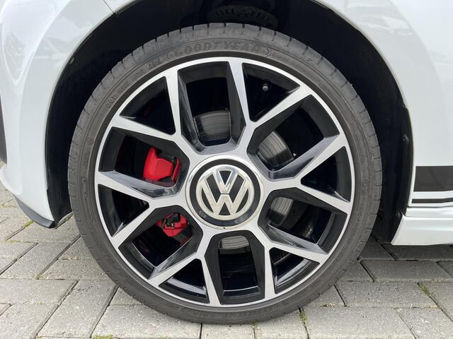 Volkswagen UP! GTI 135PK / Miltek / Car-play / LED