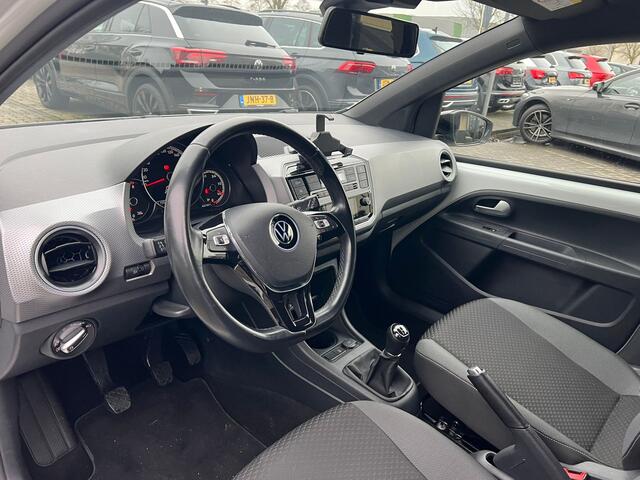Volkswagen UP! 1.0 stoelverw, airco, sportvelgen,