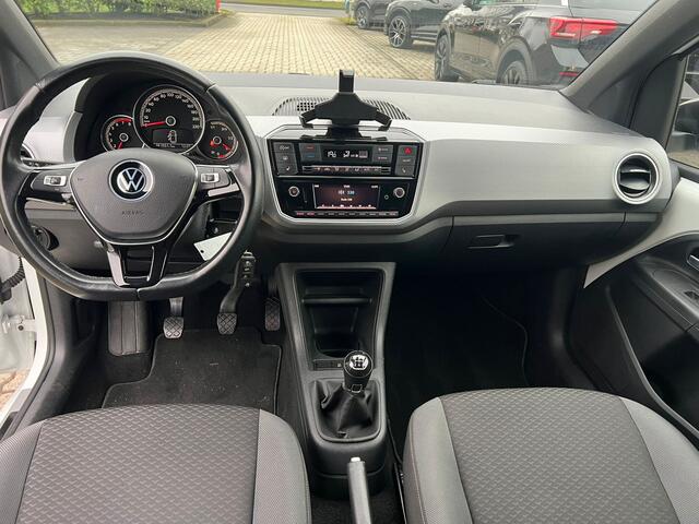 Volkswagen UP! 1.0 stoelverw, airco, sportvelgen,