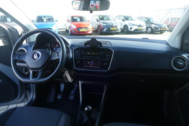 Volkswagen UP! 1.0 | All-season banden | Camera | Rijklaarprijs!